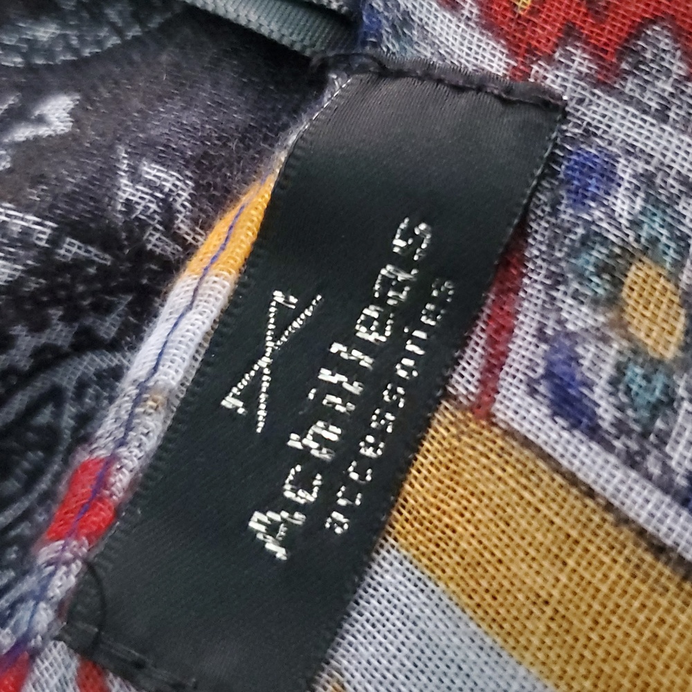 ACHILLEAS SHAWL - Picture 5 of 8